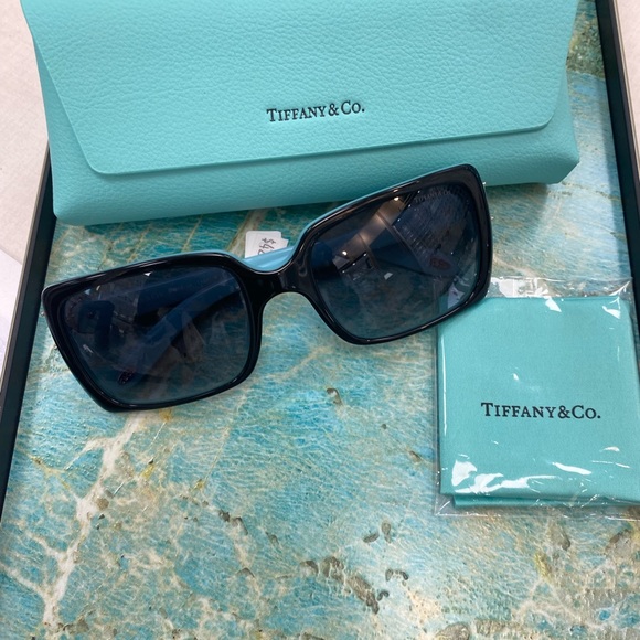 Tiffany & Co. Accessories - Tiffany sunglasses